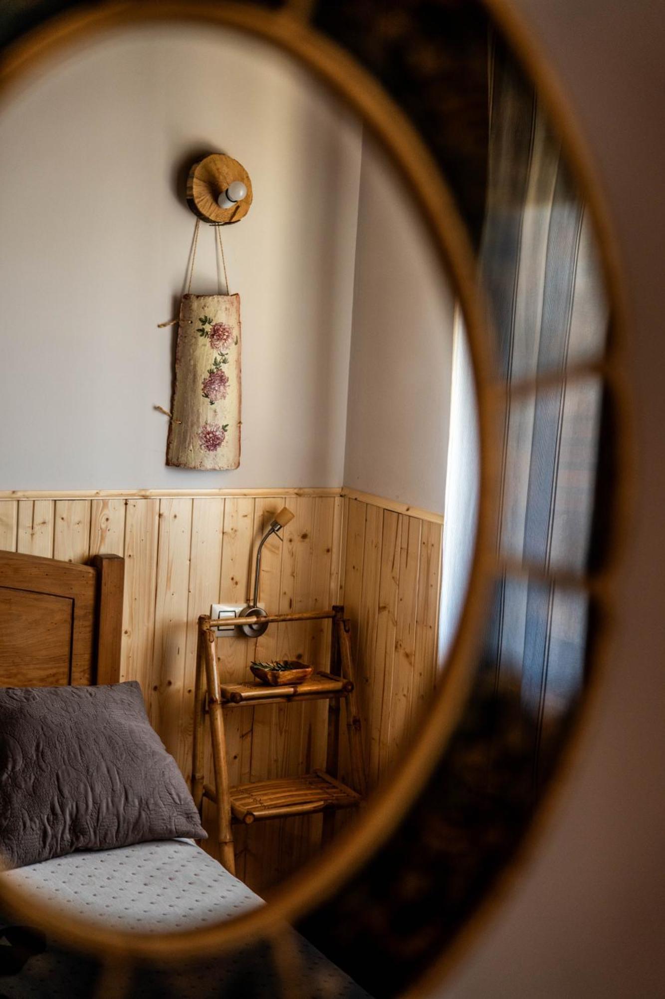 Casa Rural Los Cantaros. Zarapicos Bagian luar foto