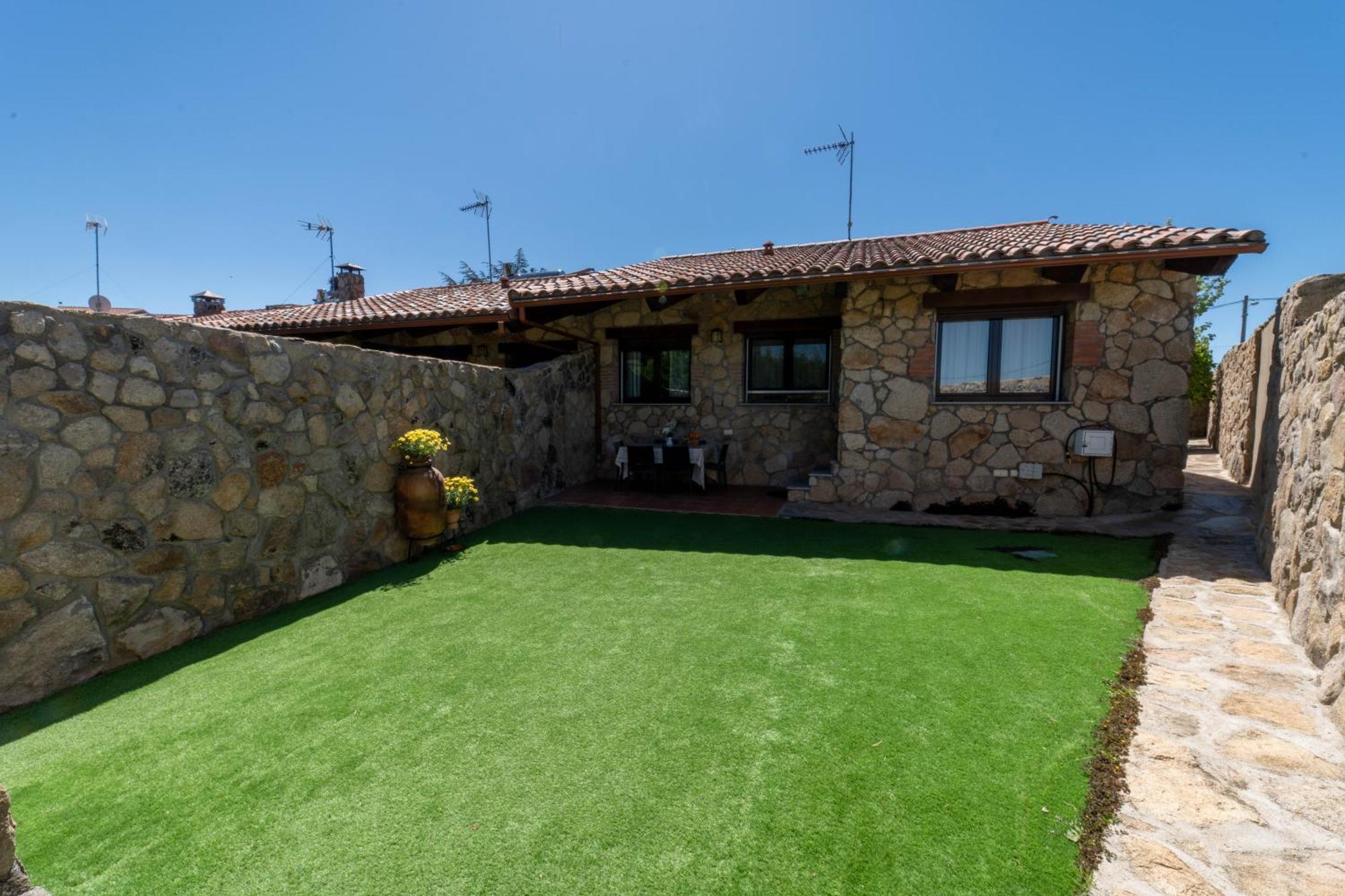 Casa Rural Los Cantaros. Zarapicos Bagian luar foto